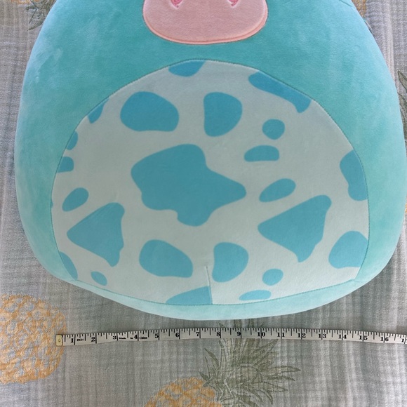 Tuluck Ultra Rare Blue Cow Squishmallow - Picture 8 of 8
